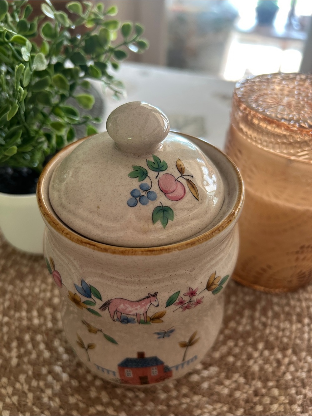 Small International Hearts Cottage Canister with Lid in Cream and Blue - Picture 2 of 4